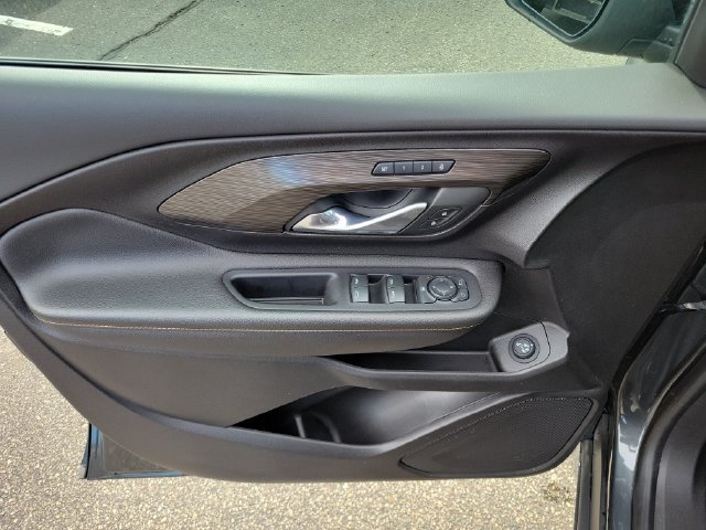 Used 2019 GMC Terrain SLT w/ Preferred Package FWD image 9