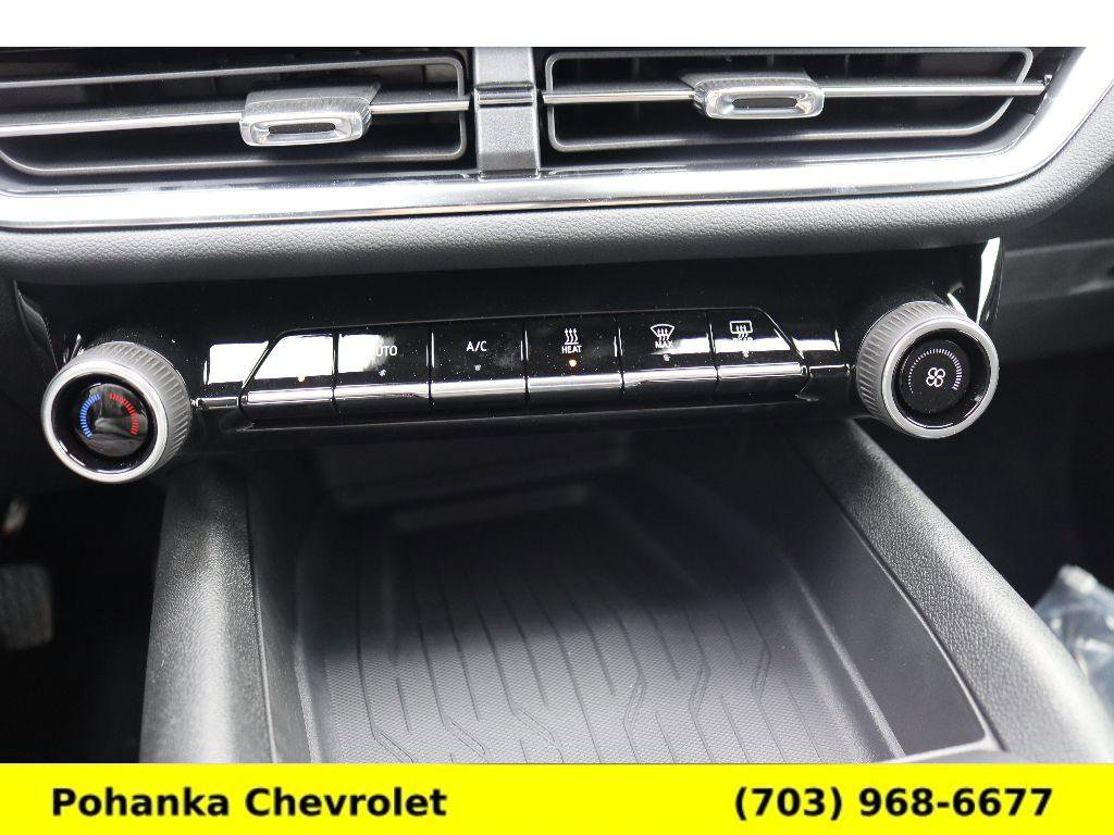 New 2026 Chevrolet Equinox EV LT FWD image 17