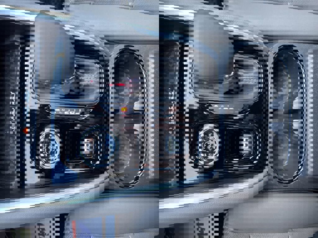 New 2026 Chevrolet Colorado ZR2 w/ Technology Package image 37