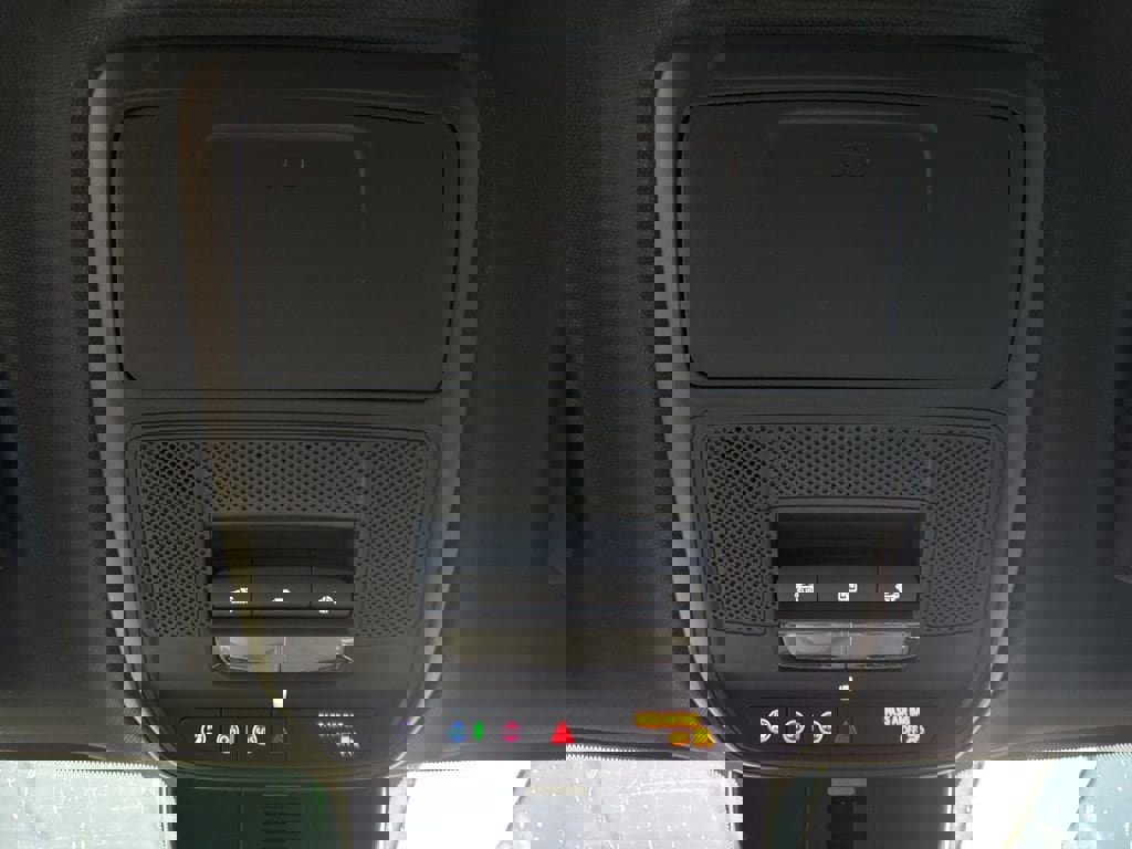 New 2026 Chevrolet Traverse Z71 w/ LPO, Floor Liner Package image 34