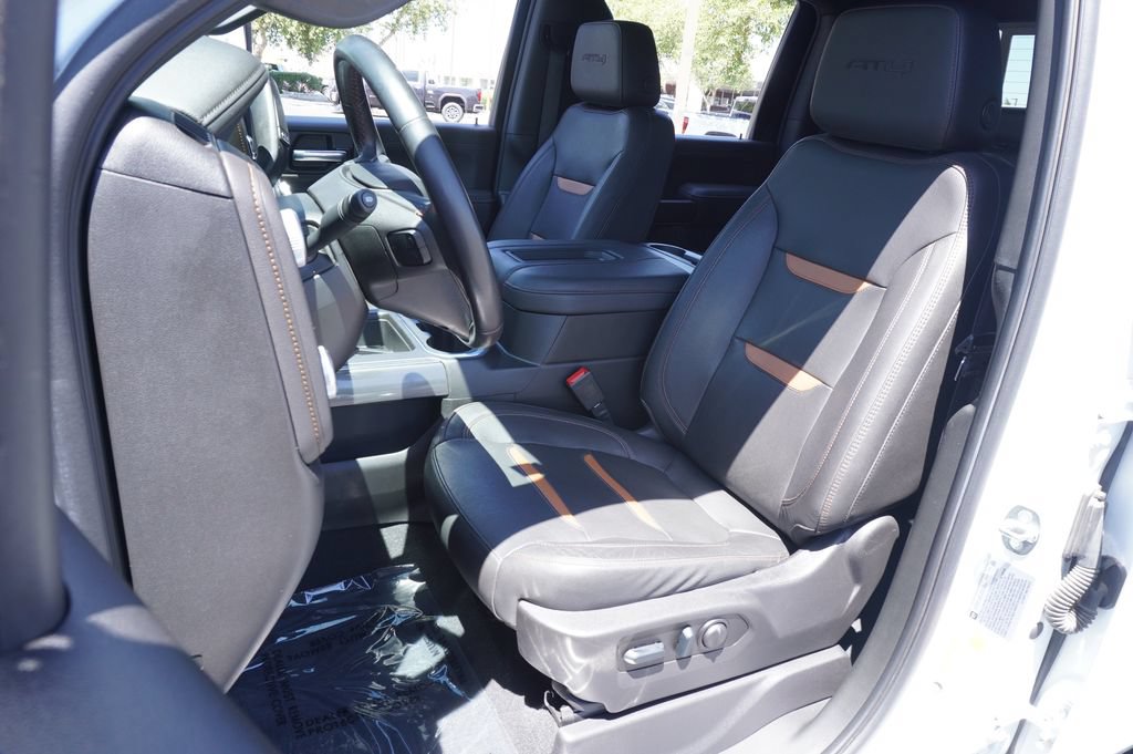 Certified 2022 GMC Sierra 2500 AT4 w/ AT4 Premium Plus Package AWD/4WD image 16