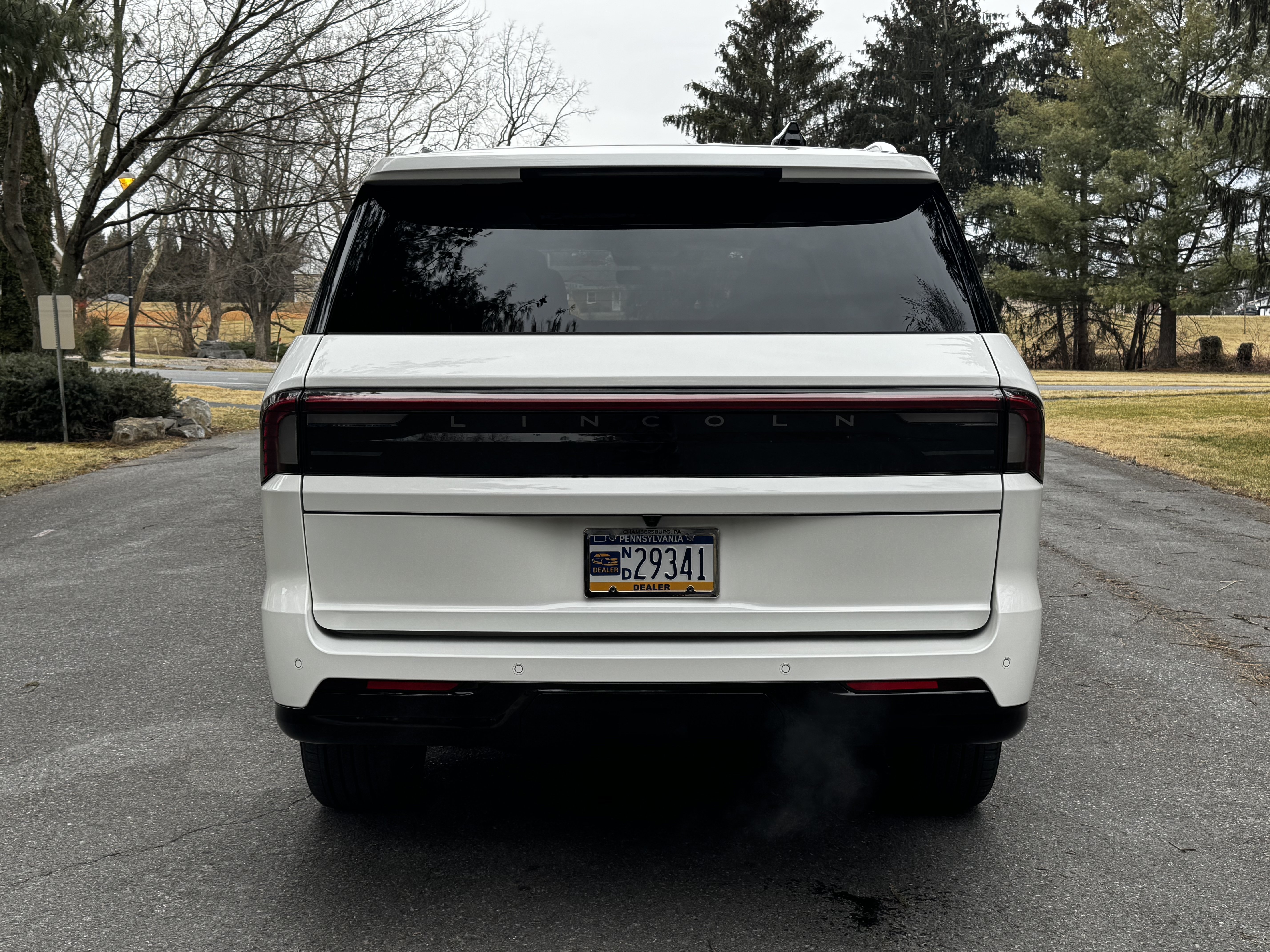 Used 2026 Lincoln Navigator Reserve AWD/4WD image 6