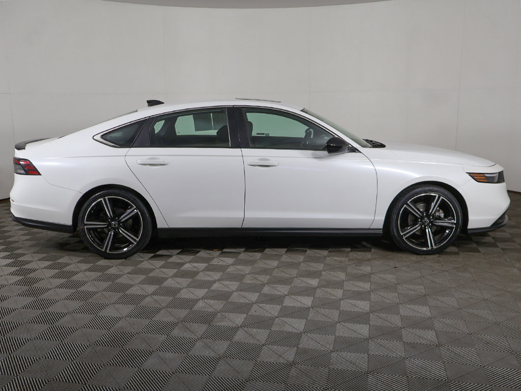 Used 2024 Honda Accord Sport image 17