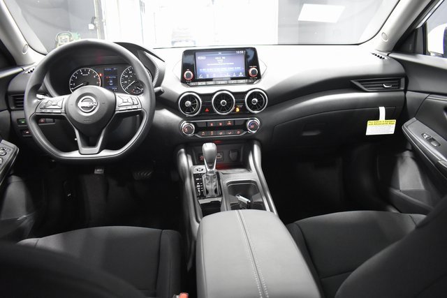 New 2025 Nissan Sentra S image 9