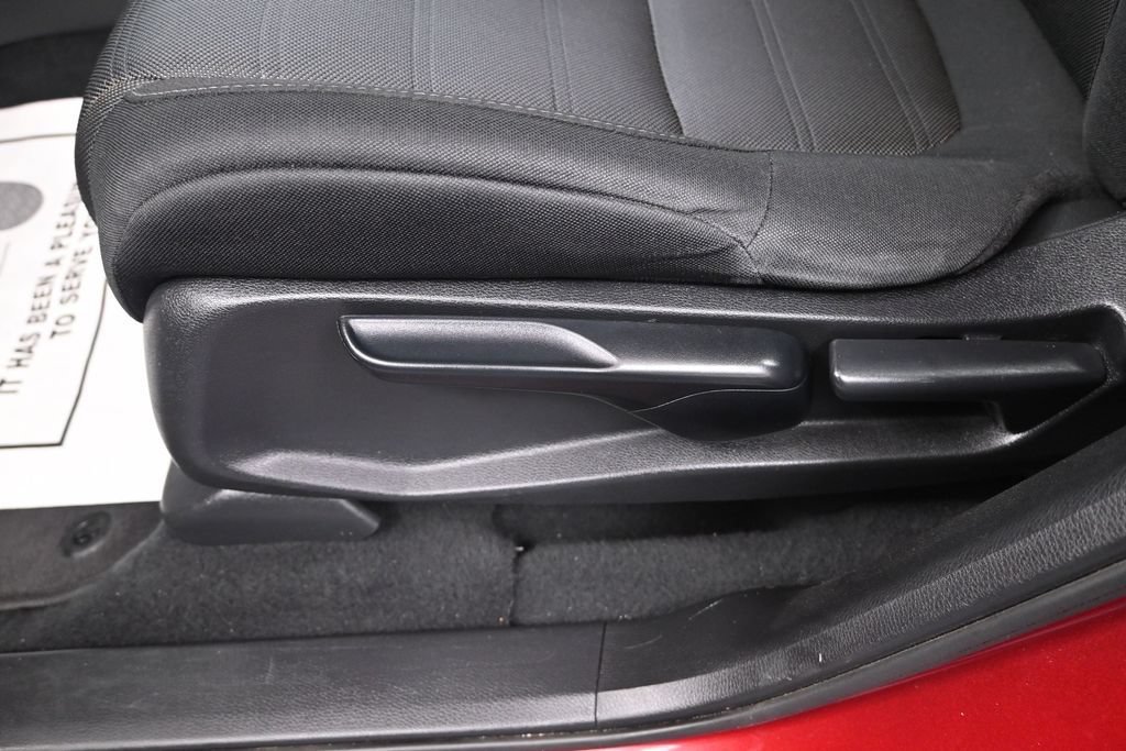 Used 2021 Honda CR-V Special Edition image 12