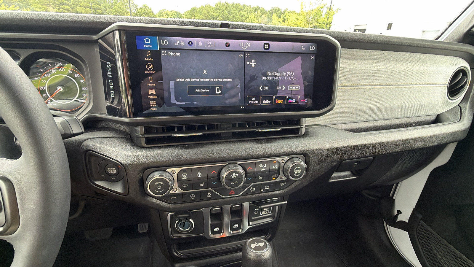 Used 2026 Jeep Wrangler Sport AWD/4WD image 29