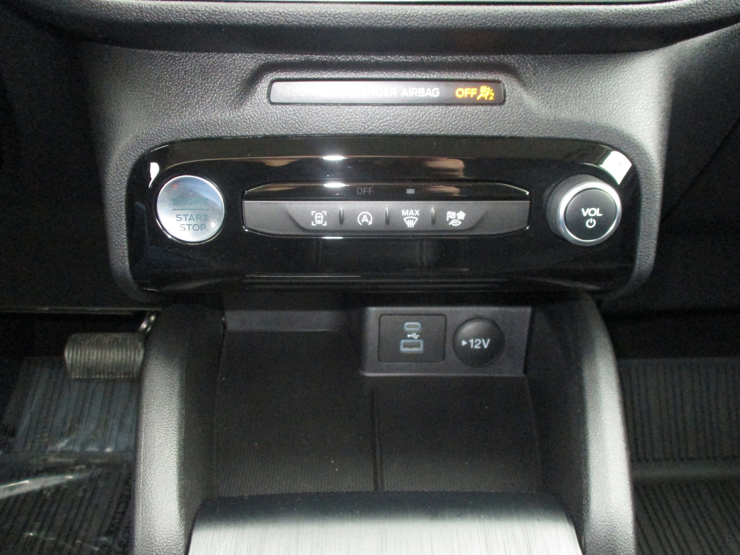 Used 2023 Ford Escape Active w/ Tech Pack #1 AWD/4WD image 27