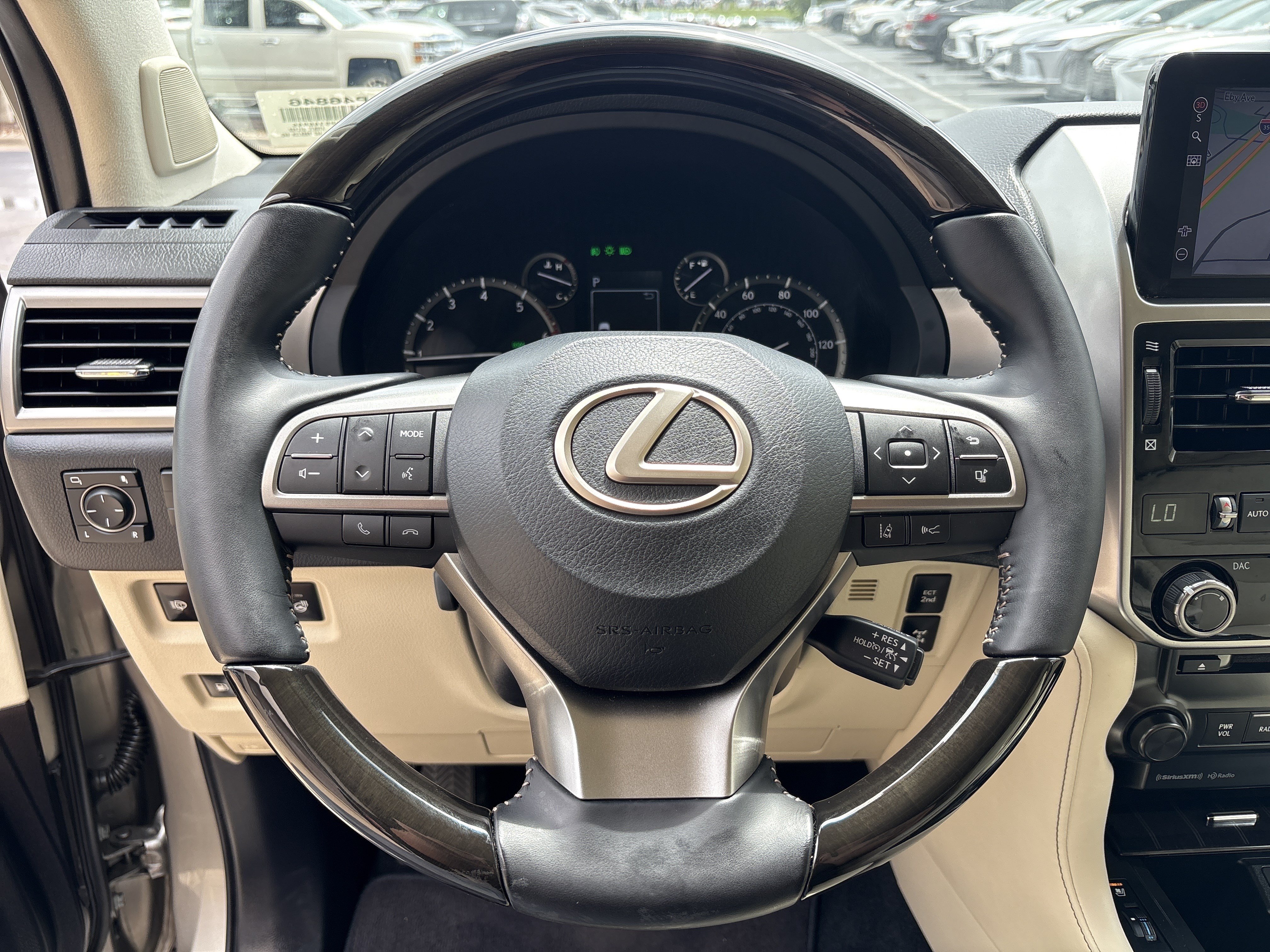 Used 2023 Lexus GX 460 Premium AWD/4WD image 18