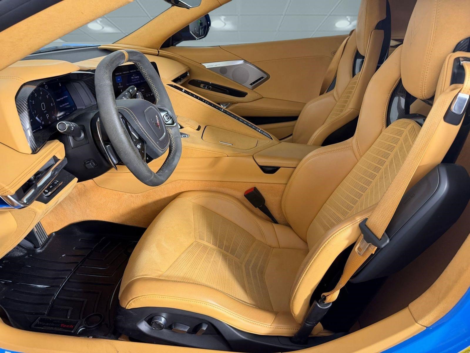 Used 2020 Chevrolet Corvette Stingray Premium Cpe w/ 3LT Preferred Equipment Group image 5