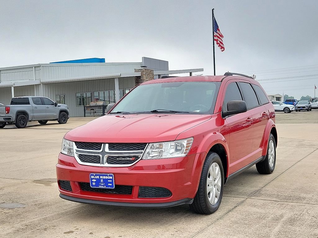 Used 2017 Dodge Journey SE w/ Flexible Seating Group image 2