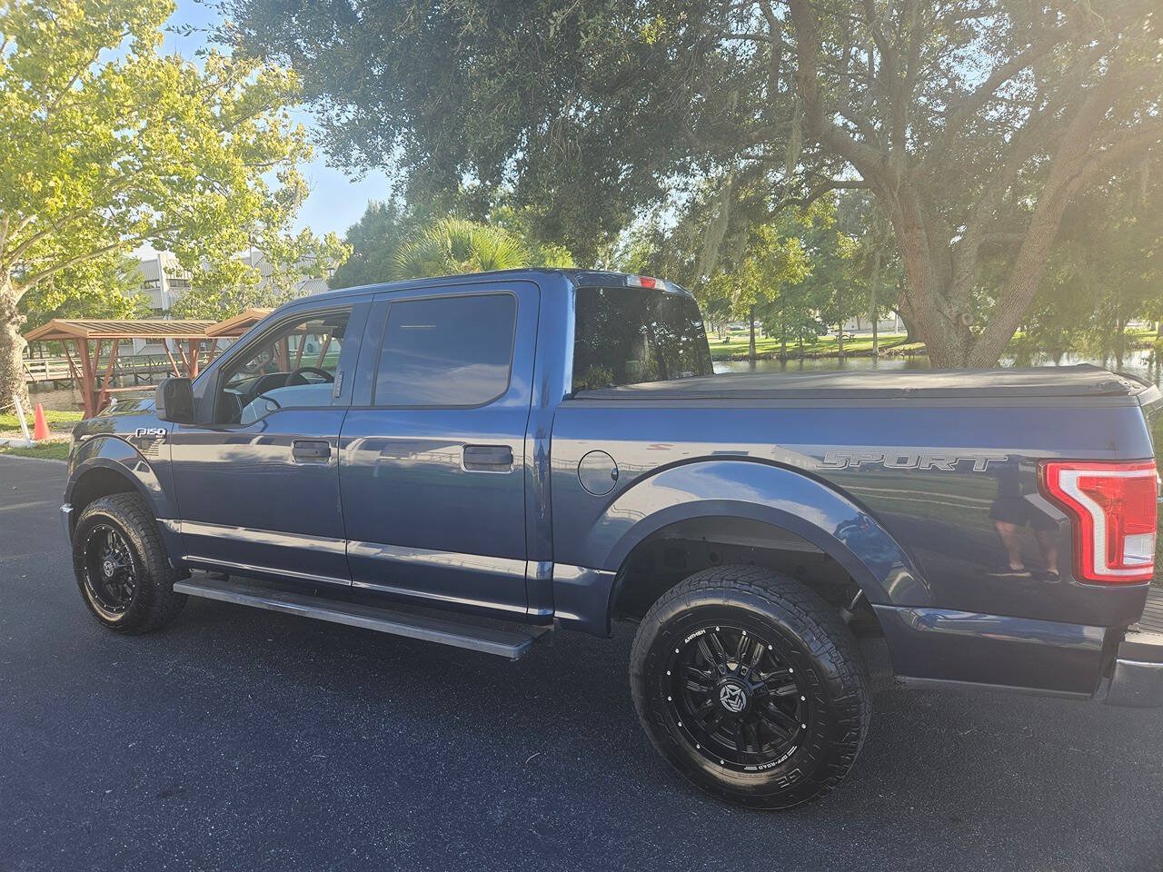 Used 2015 Ford F150 XLT RWD image 18