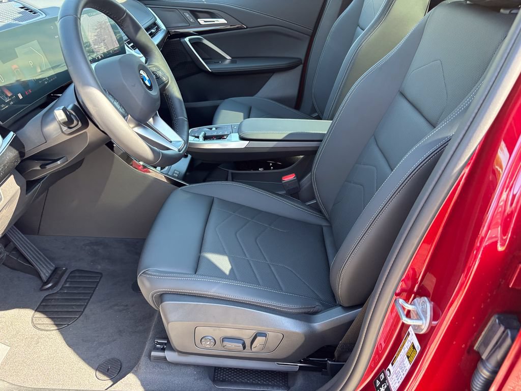 New 2026 BMW X1 xDrive28i AWD/4WD image 12