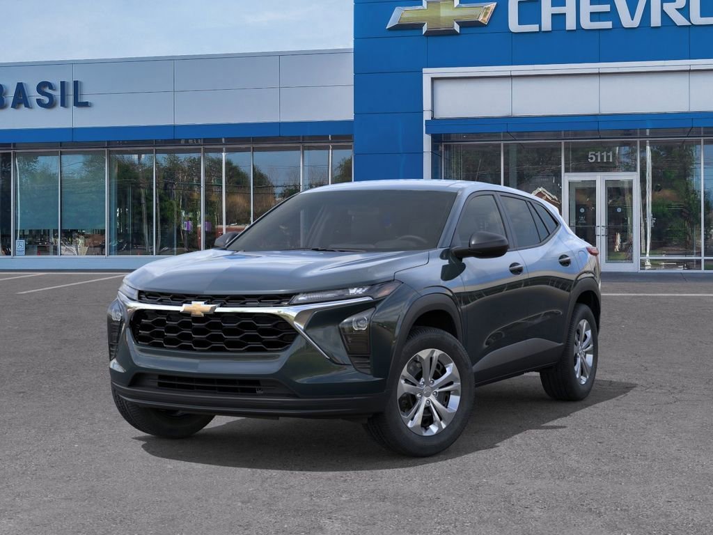 New 2026 Chevrolet Trax LS w/ Driver Confidence Package FWD image 6