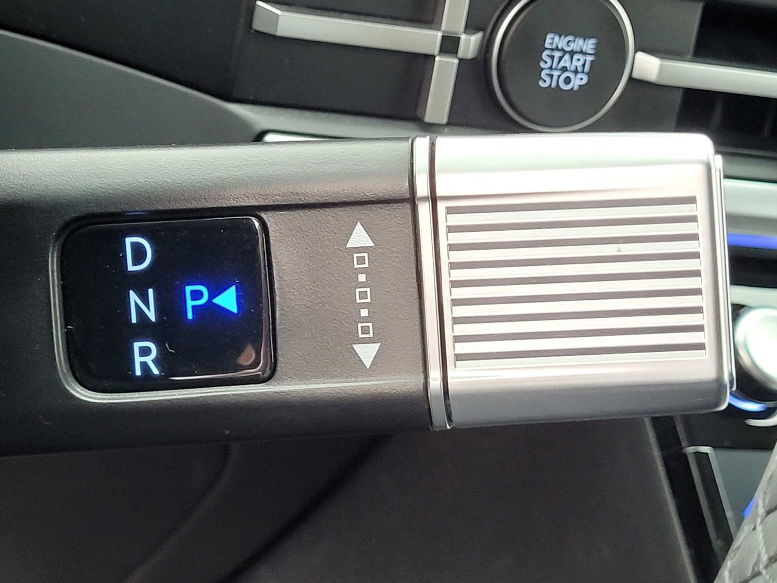 Certified 2026 Hyundai Santa Fe Limited AWD/4WD image 25