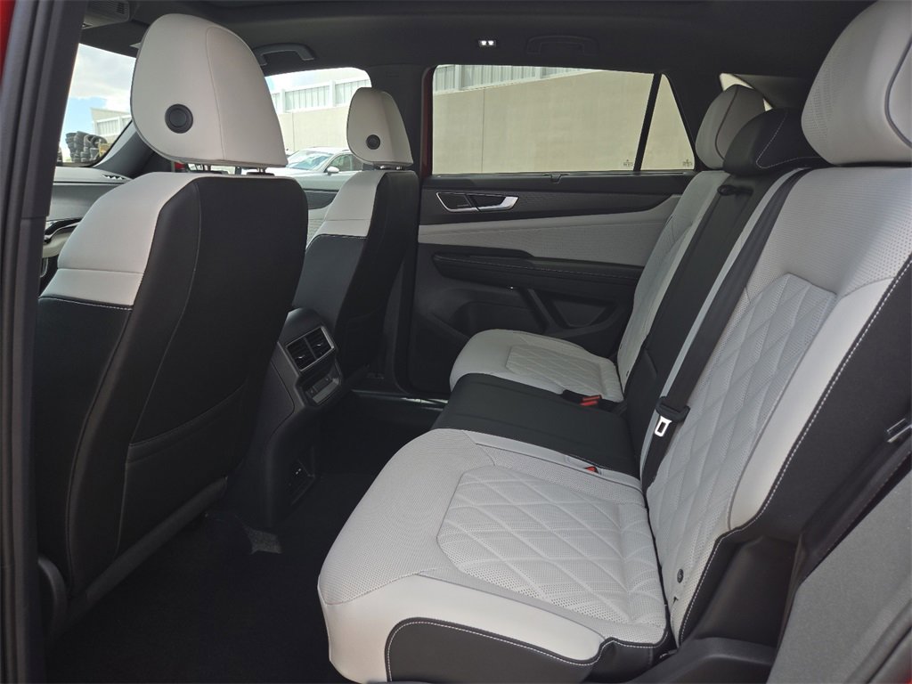 New 2025 Volkswagen Atlas Cross Sport SEL Premium R-Line image 15