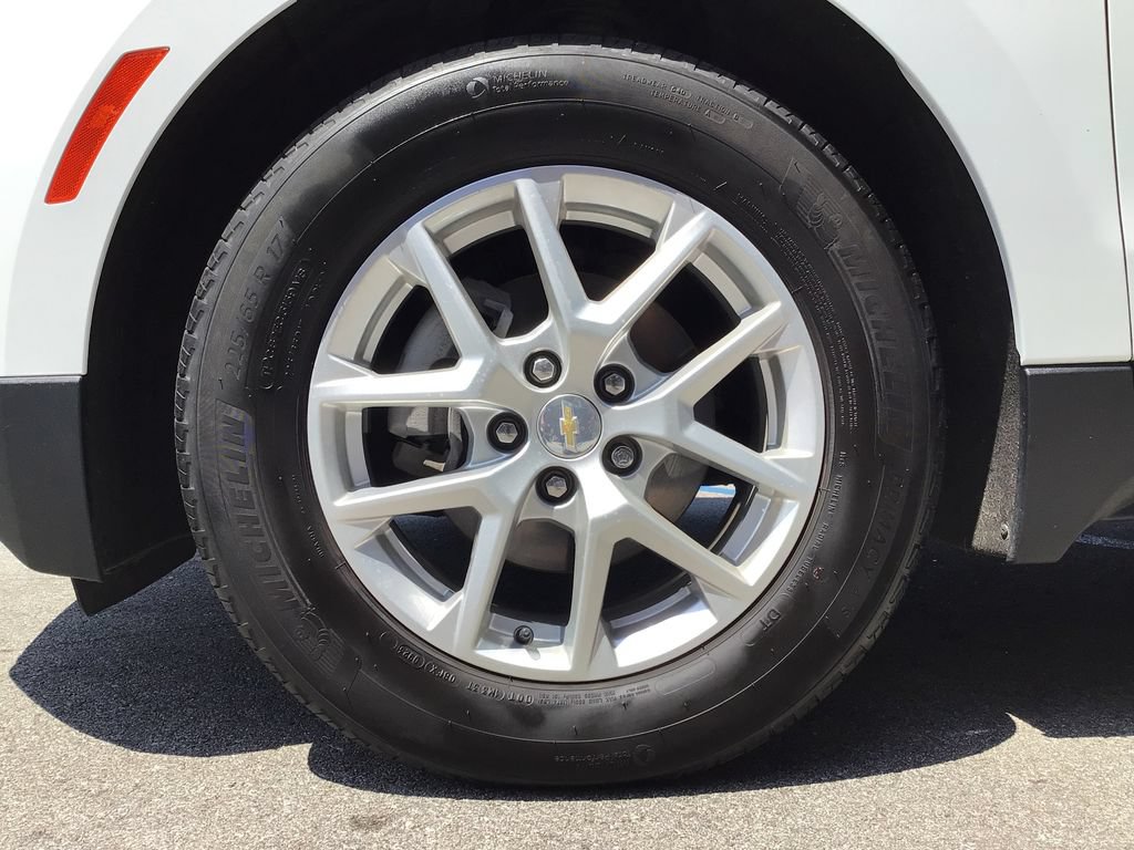 Used 2023 Chevrolet Equinox LT FWD image 19