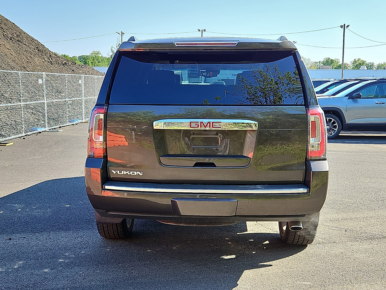 Used 2019 GMC Yukon Denali w/ Denali Ultimate Package AWD/4WD image 5