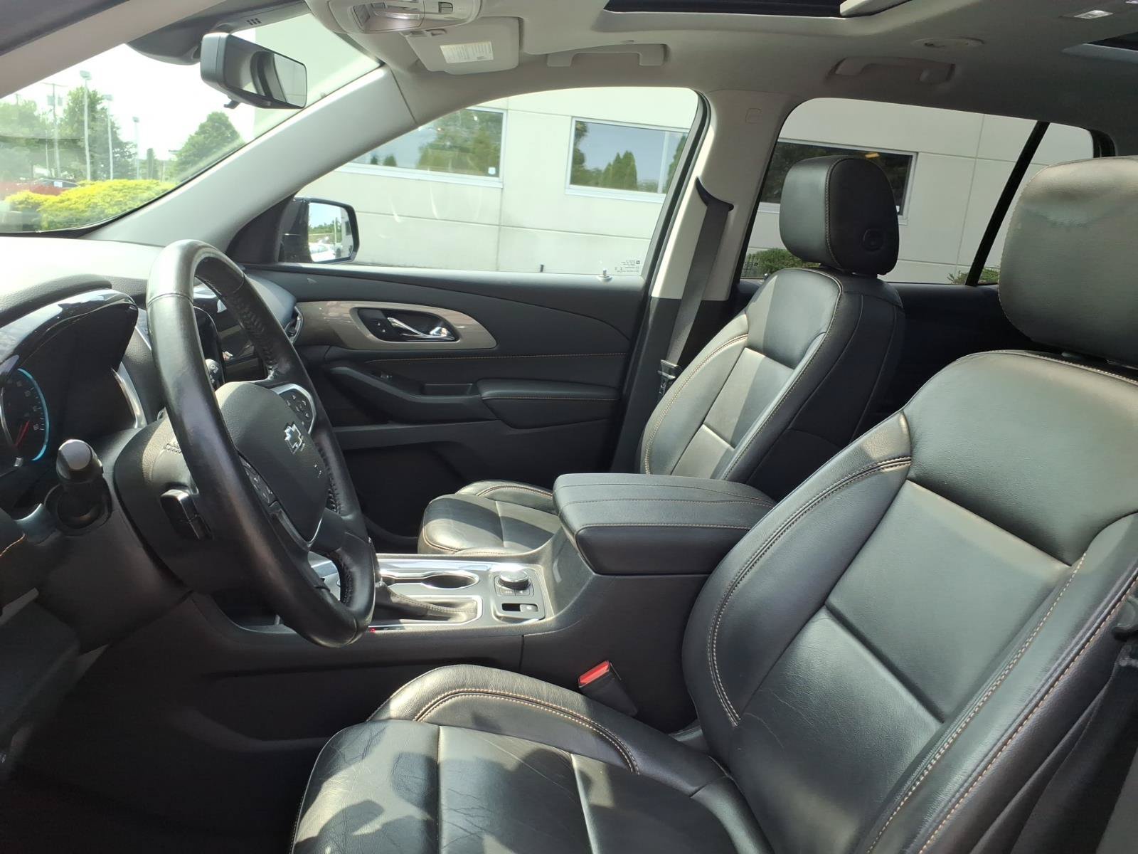 Used 2020 Chevrolet Traverse RS AWD/4WD image 15