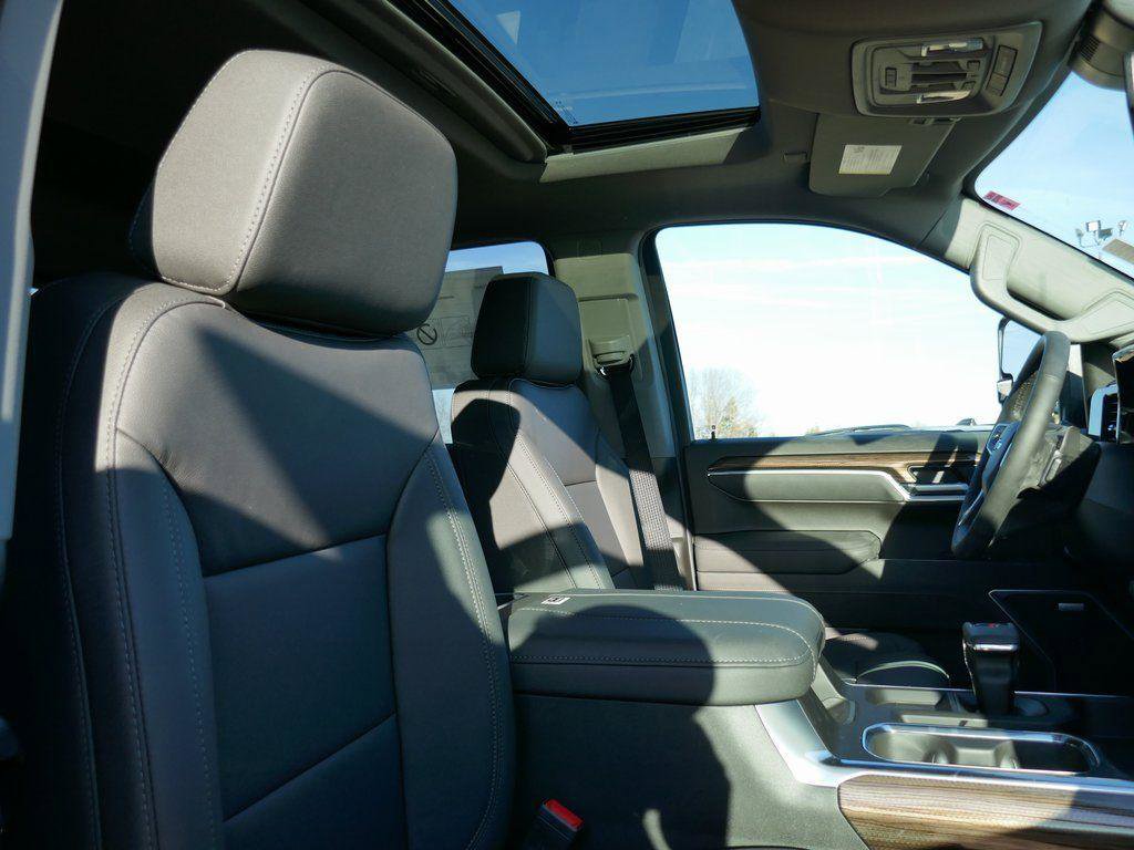 New 2026 Chevrolet Silverado 1500 RST w/ All Star Edition Plus image 9