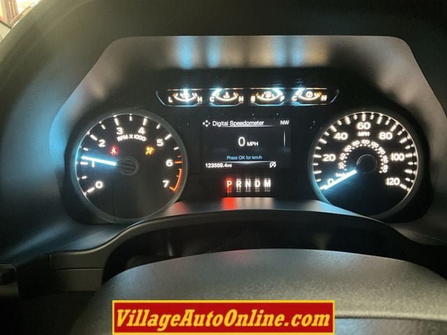 Used 2020 Ford F150 XLT w/ Equipment Group 302A Luxury AWD/4WD image 17
