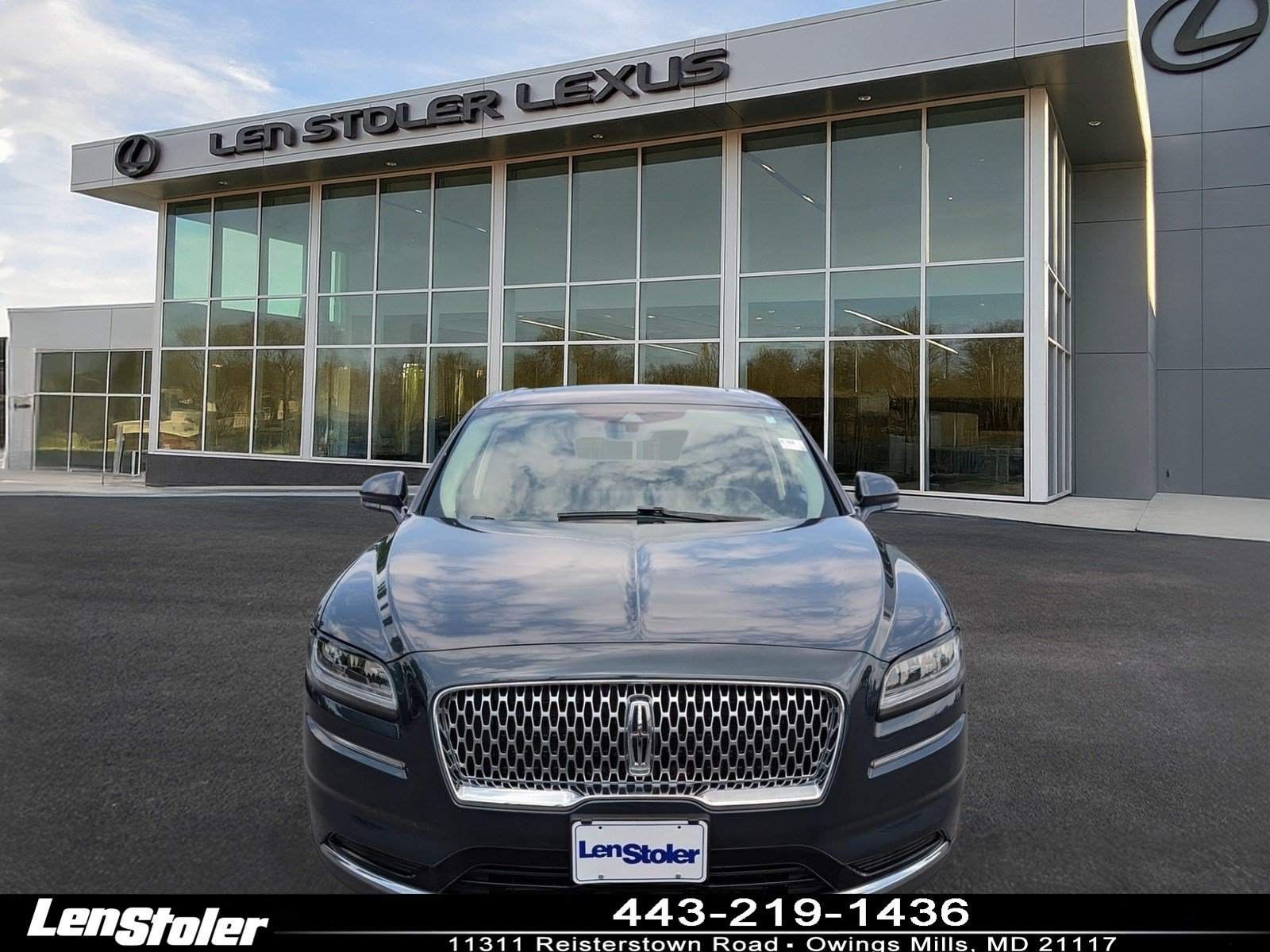 Used 2023 Lincoln Nautilus Reserve AWD/4WD image 8