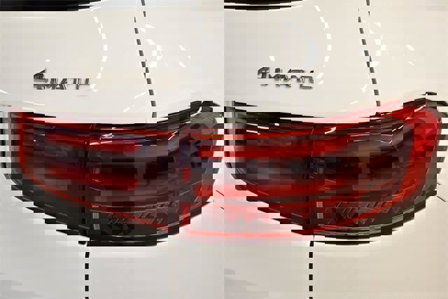 New 2025 Mercedes-Benz GLB 250 4MATIC image 12