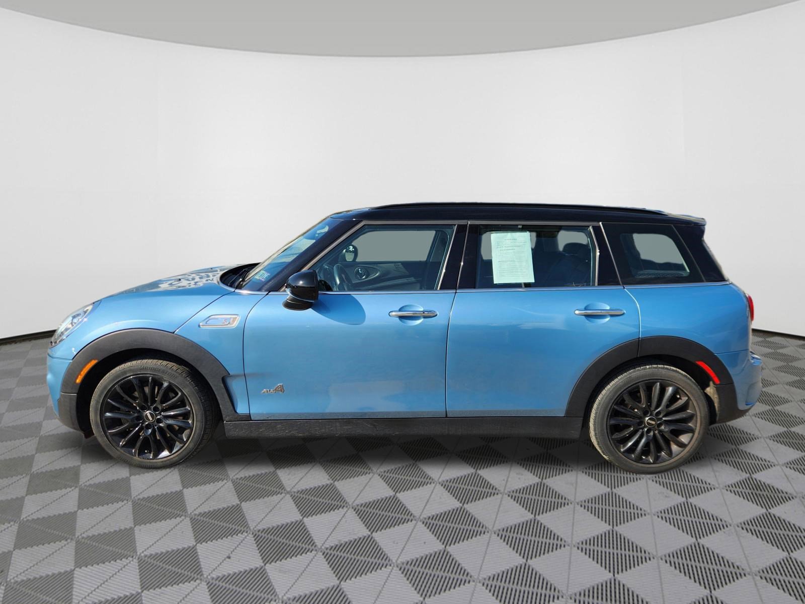 Used 2019 MINI Cooper Clubman S w/ Storage Package image 5
