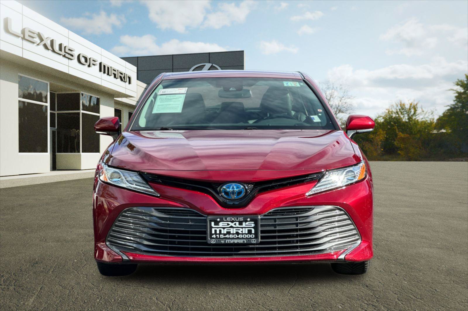 Used 2019 Toyota Camry XLE FWD image 6