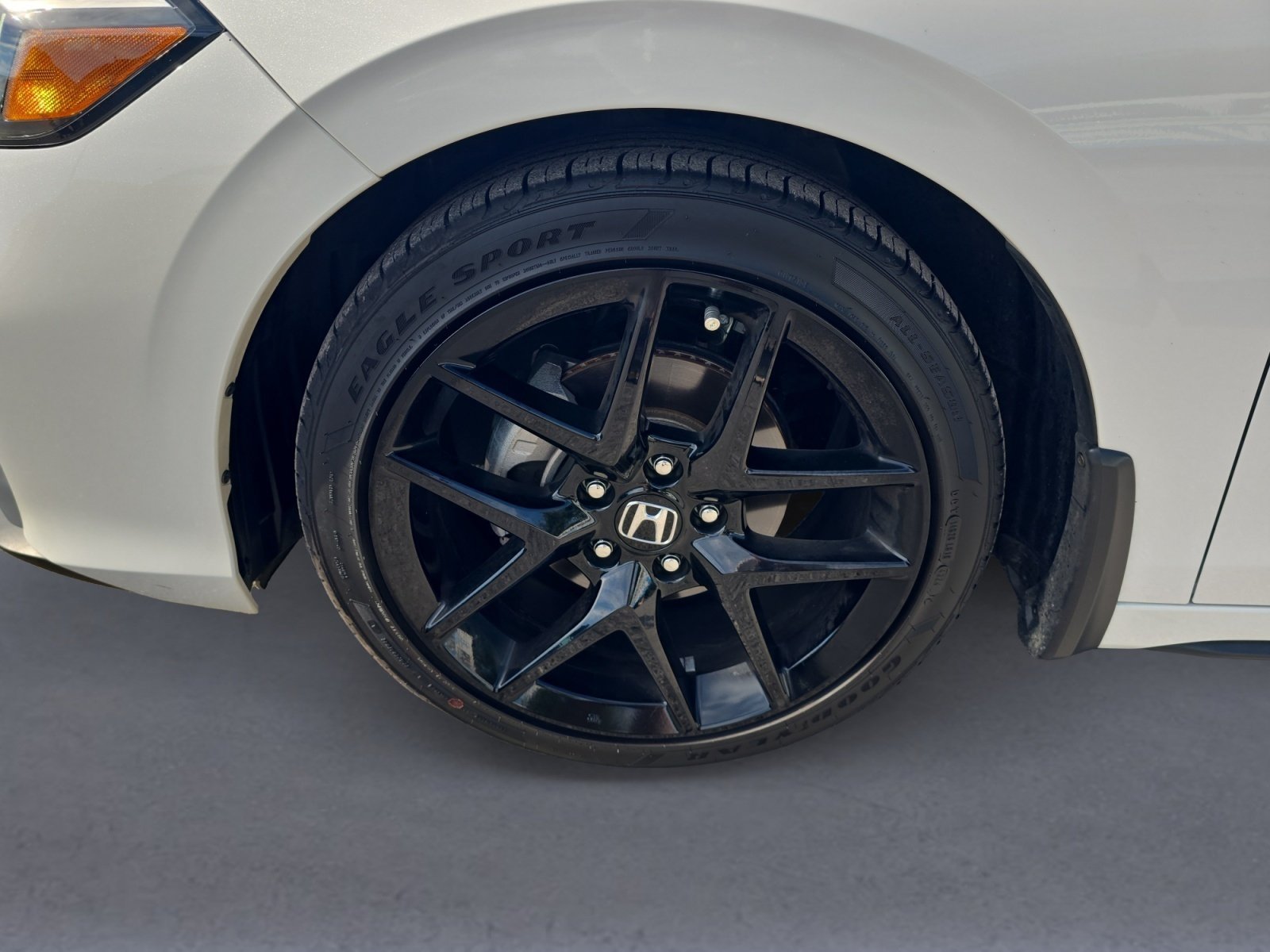 Certified 2025 Honda Civic Sport image 9