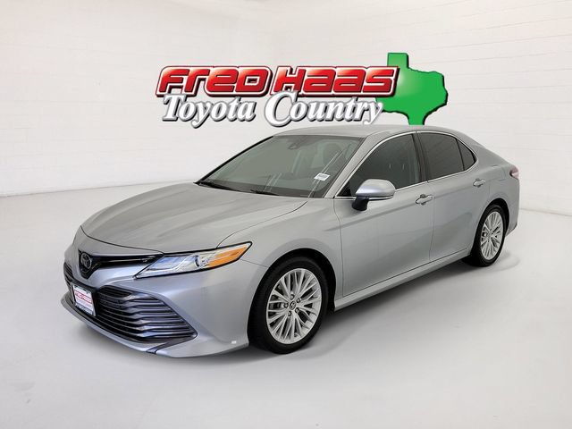 Used 2019 Toyota Camry XLE