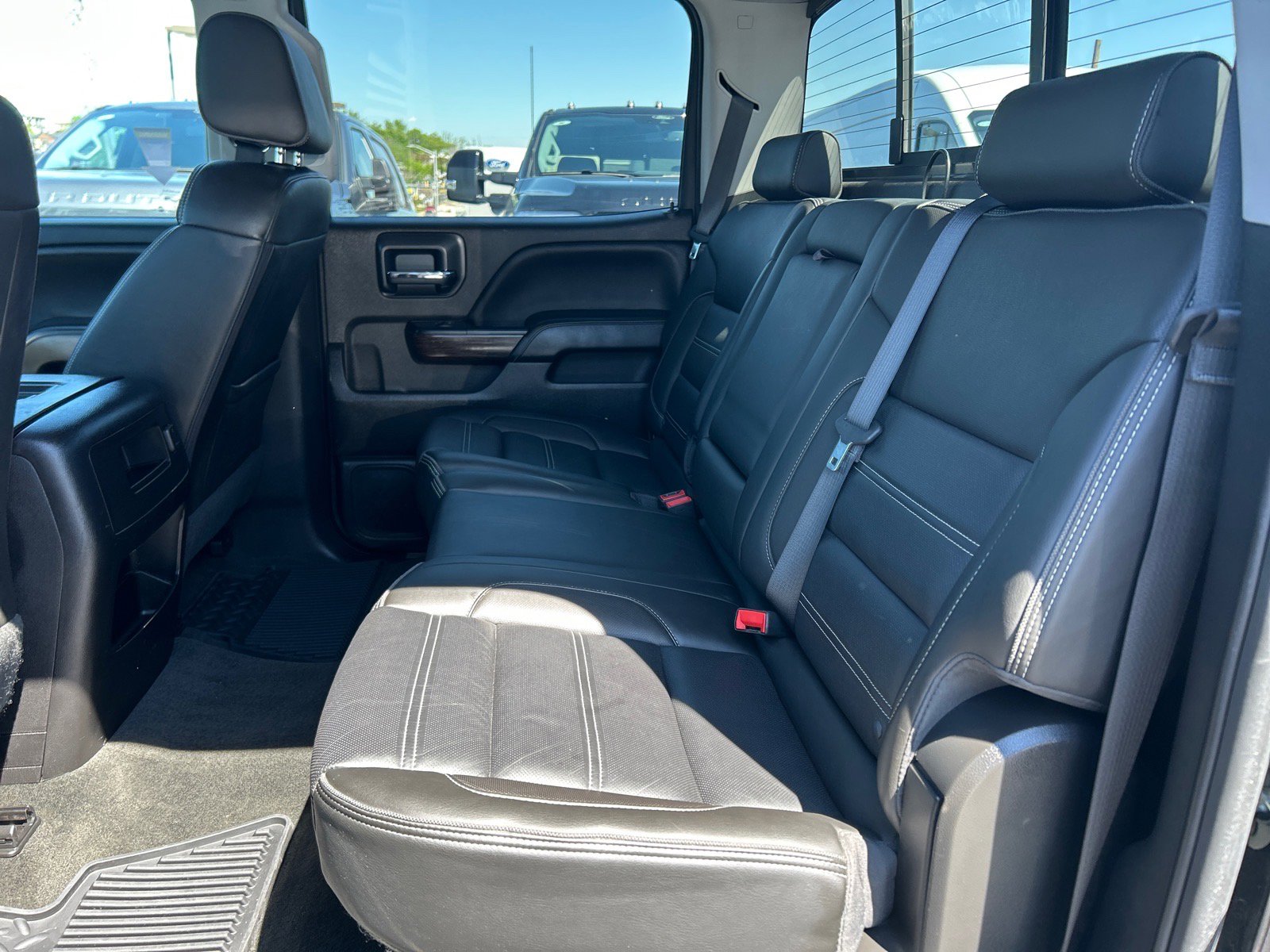 Used 2018 GMC Sierra 1500 Denali w/ Denali Ultimate Package AWD/4WD image 11