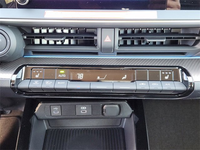 New 2026 Toyota Prius XLE image 15