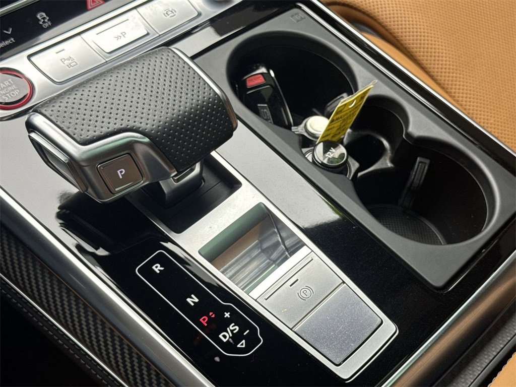 Used 2024 Audi RS Q8 w/ Black Optic Package image 20