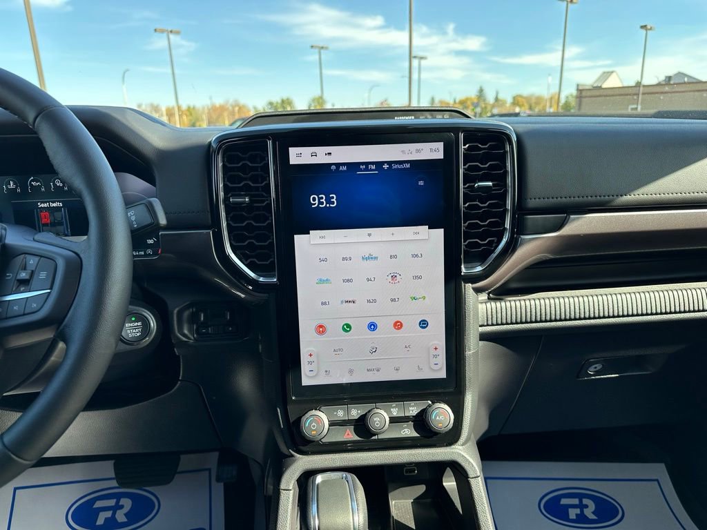 New 2025 Ford Ranger Lariat w/ Black Appearance Package image 15