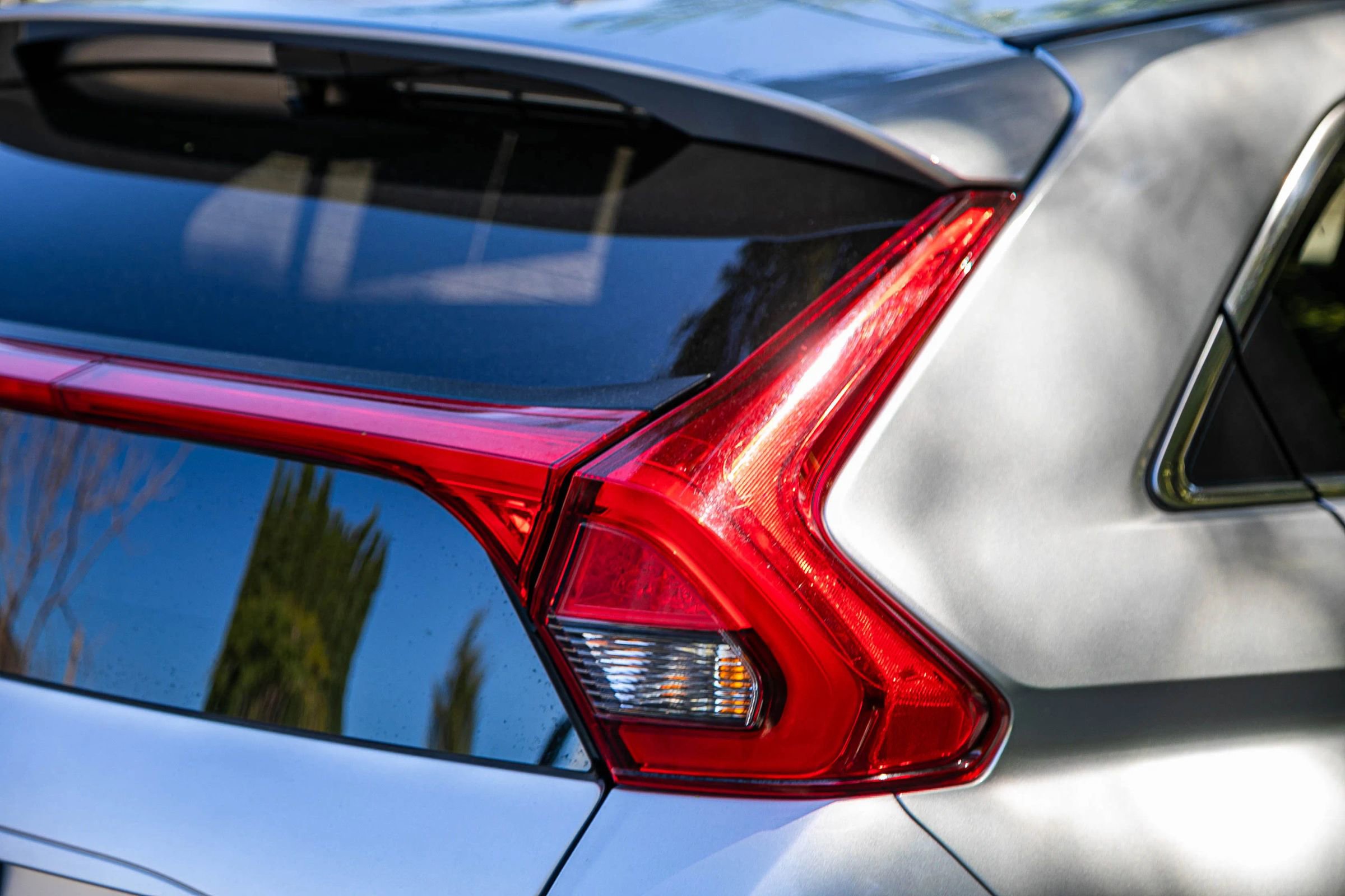 Used 2020 Mitsubishi Eclipse Cross ES FWD image 11