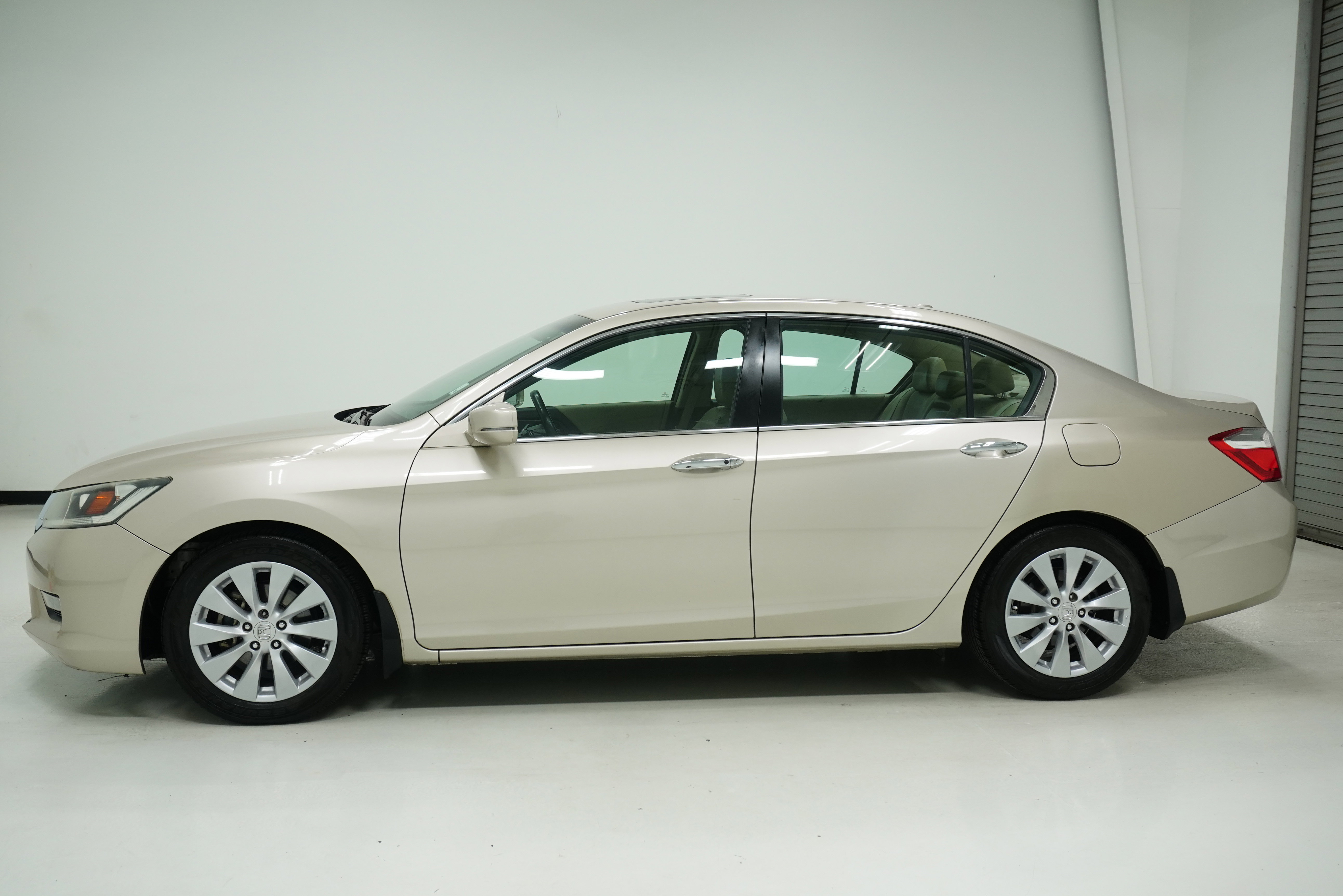 Used 2013 Honda Accord EX-L image 7