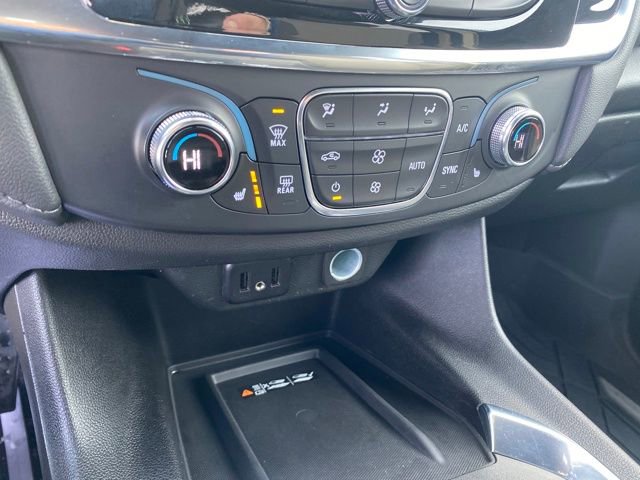 Certified 2023 Chevrolet Traverse LT w/ LPO, Floor Liner Package image 12