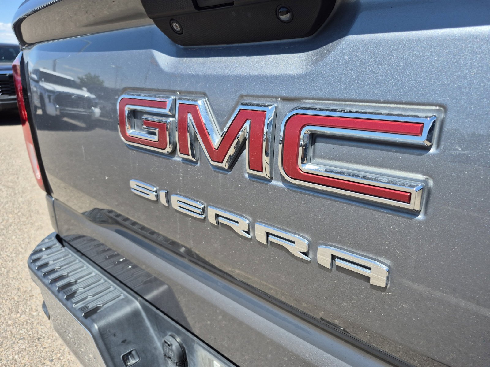 Used 2020 GMC Sierra 1500 4x4 Crew Cab w/ Sierra Value Package image 21