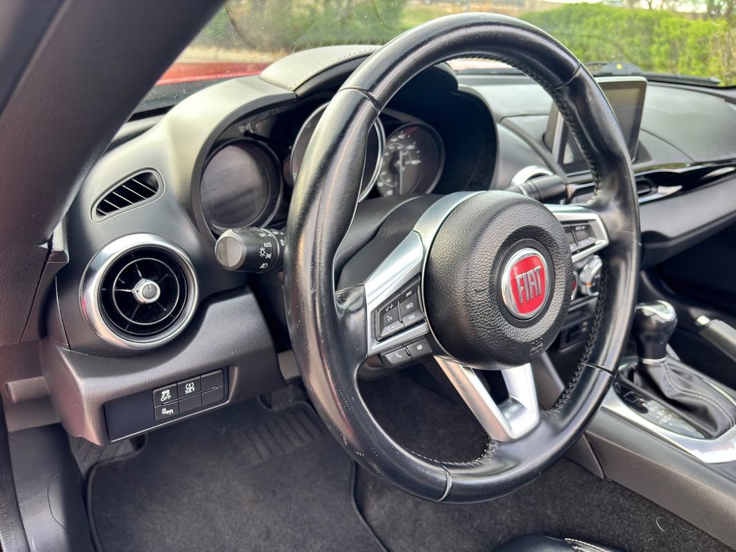 Used 2017 FIAT 124 Spider Lusso image 22