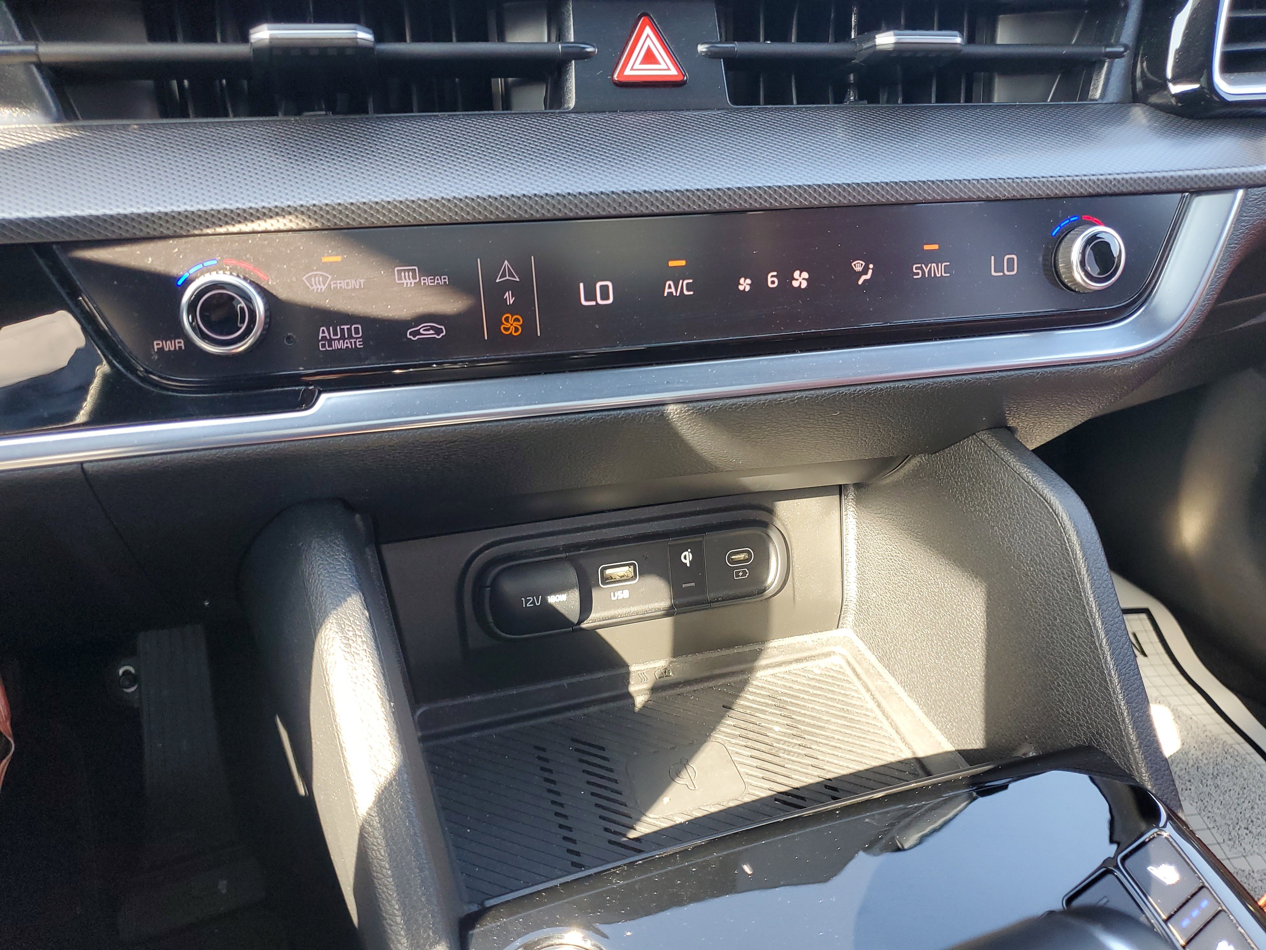 Used 2024 Kia Sportage SX image 25