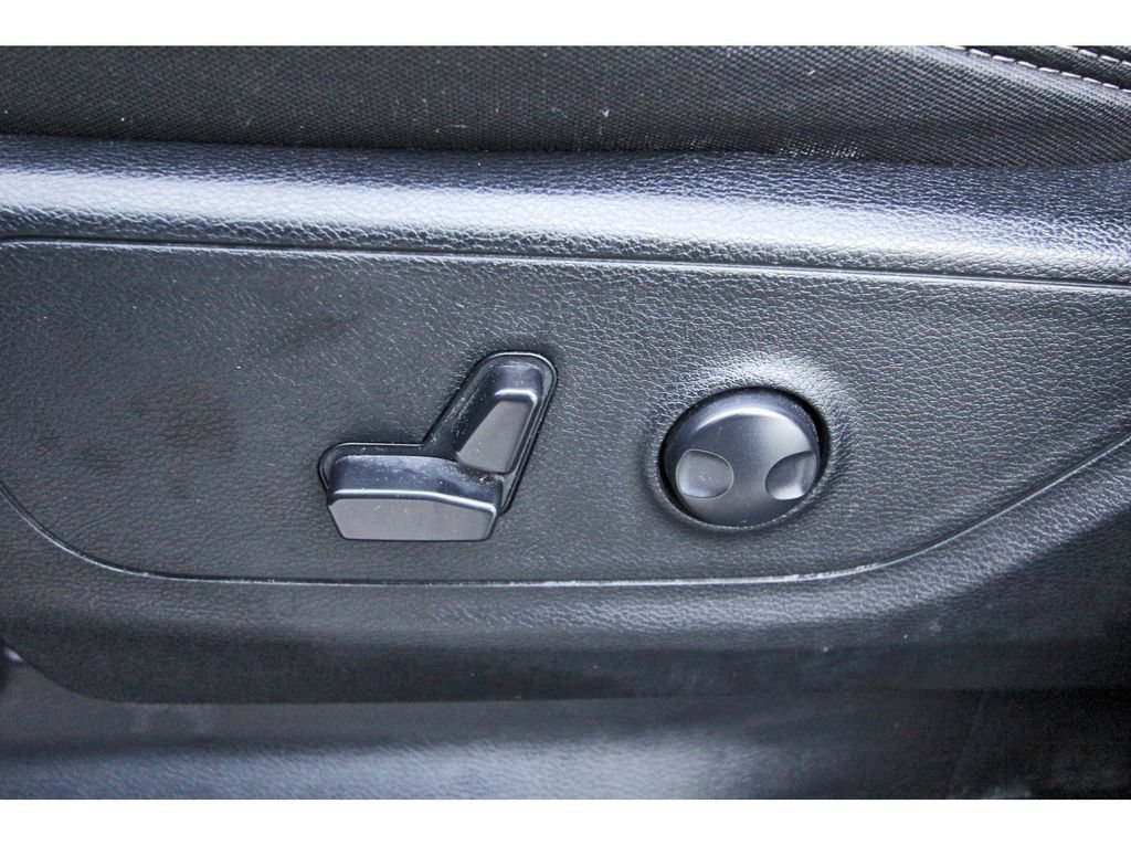 Used 2023 RAM 1500 Big Horn AWD/4WD image 29