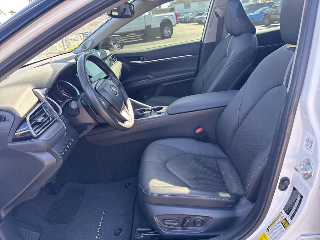 Used 2024 Toyota Camry XSE w/ Navigation Package image 15