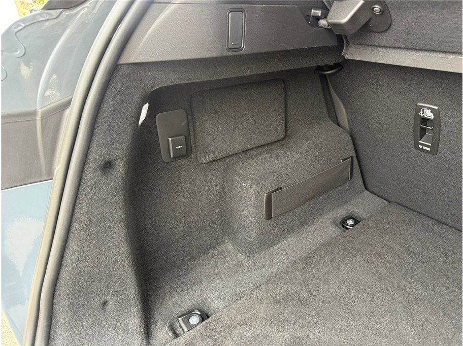 Used 2021 Land Rover Range Rover Evoque SE image 40