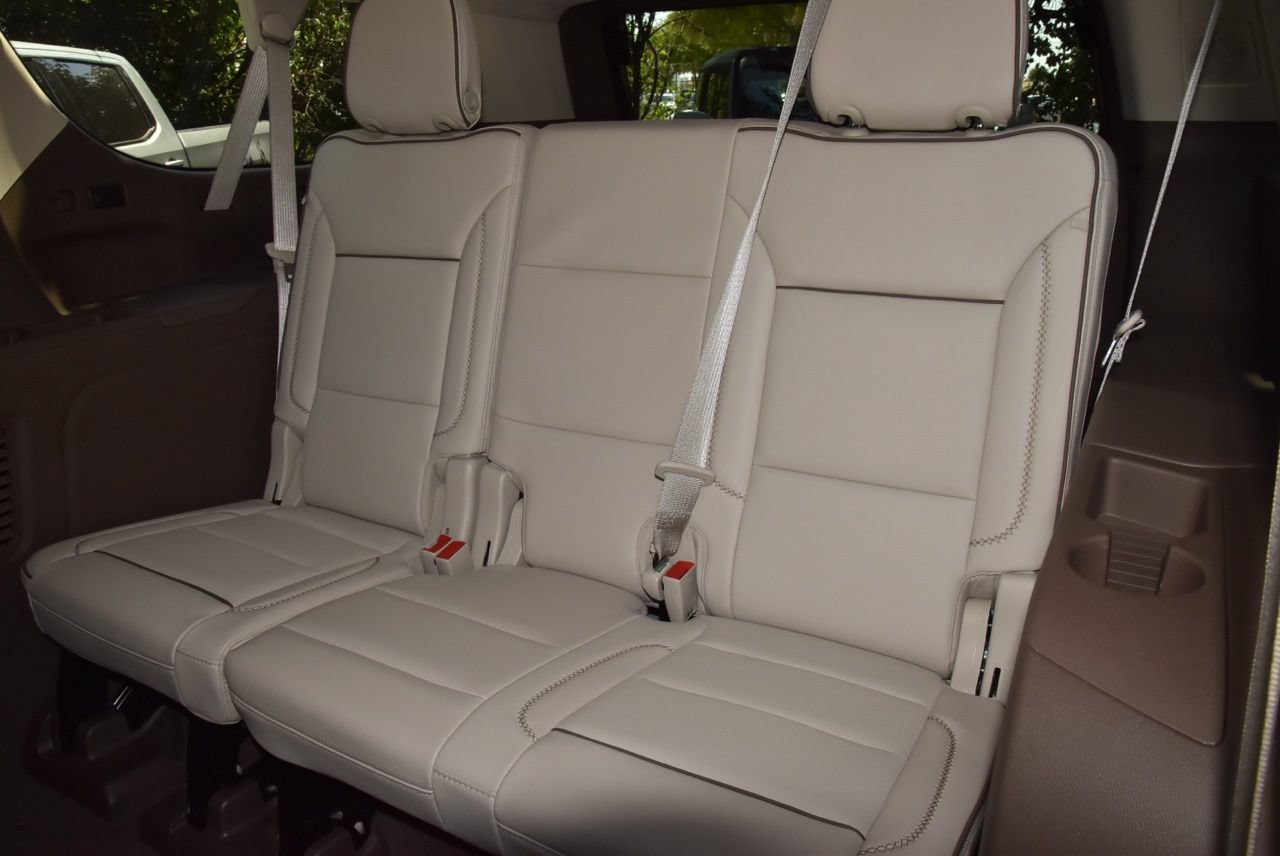 Used 2024 GMC Yukon XL Denali w/ Advanced Technology Package AWD/4WD image 15