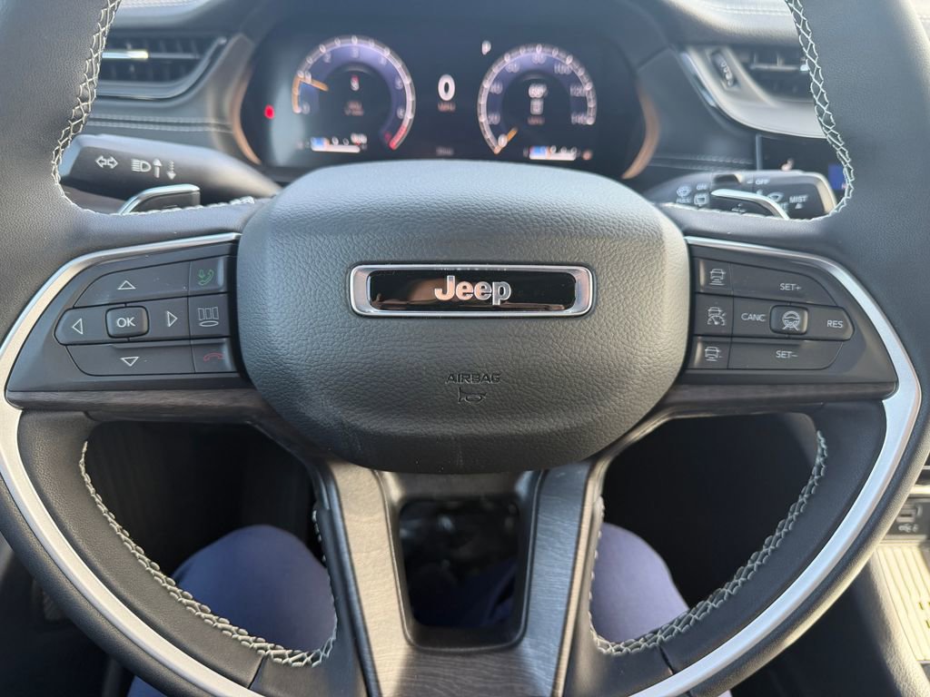 New 2026 Jeep Grand Cherokee Altitude AWD/4WD image 24