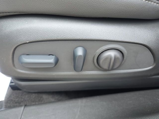Used 2023 Buick Encore GX Select image 19