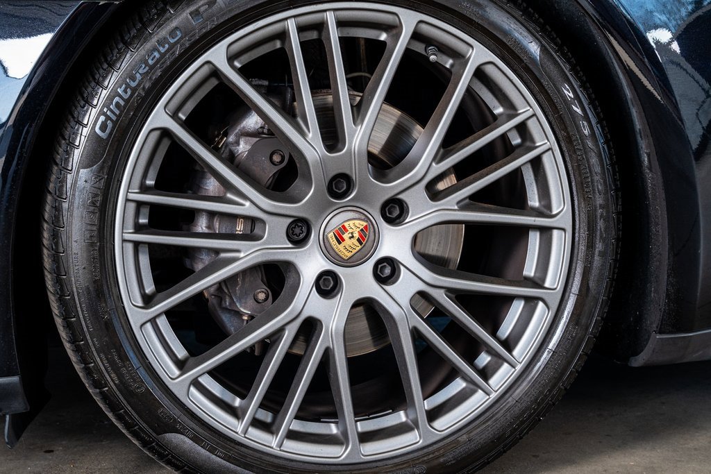 Used 2023 Porsche Panamera Platinum Edition image 10