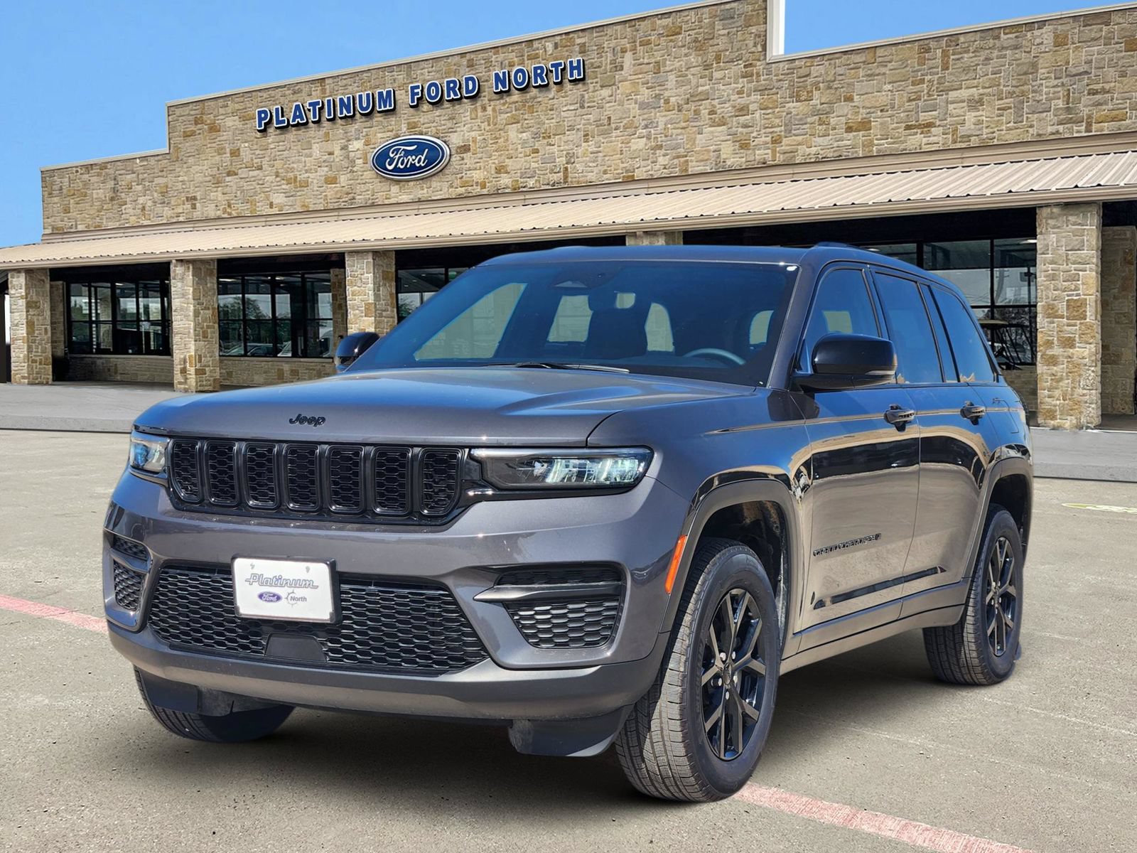 Used 2025 Jeep Grand Cherokee Altitude AWD/4WD video 2