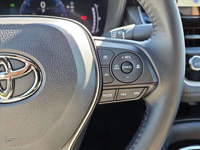 Used 2025 Toyota Corolla SE image 15
