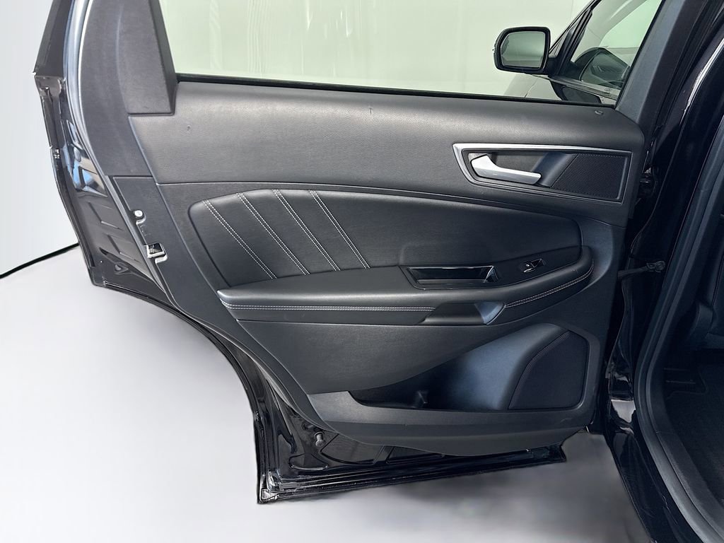 Used 2016 Ford Edge Sport w/ Equipment Group 401A image 27